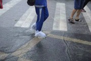 廣州暴雨突襲，高考繼續(xù)